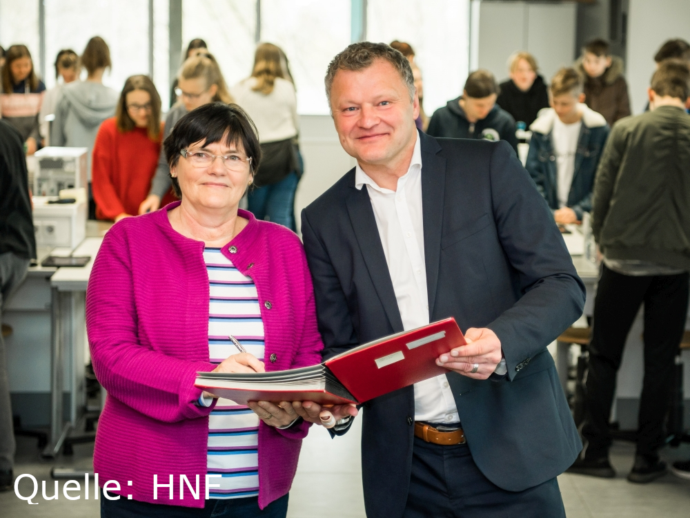 Foto_Kooperation_HNF